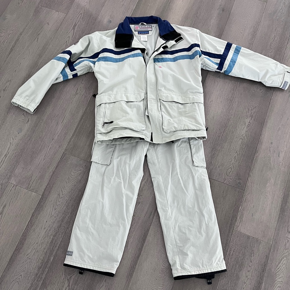 Mens snowboard outfit, pants large jacket XL